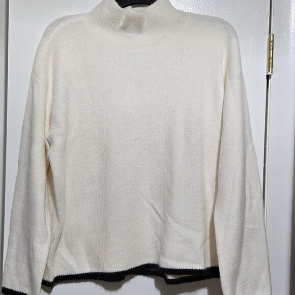 Women's Ann Taylor Factory Ivory Sweater Size L - Picture 7 of 7